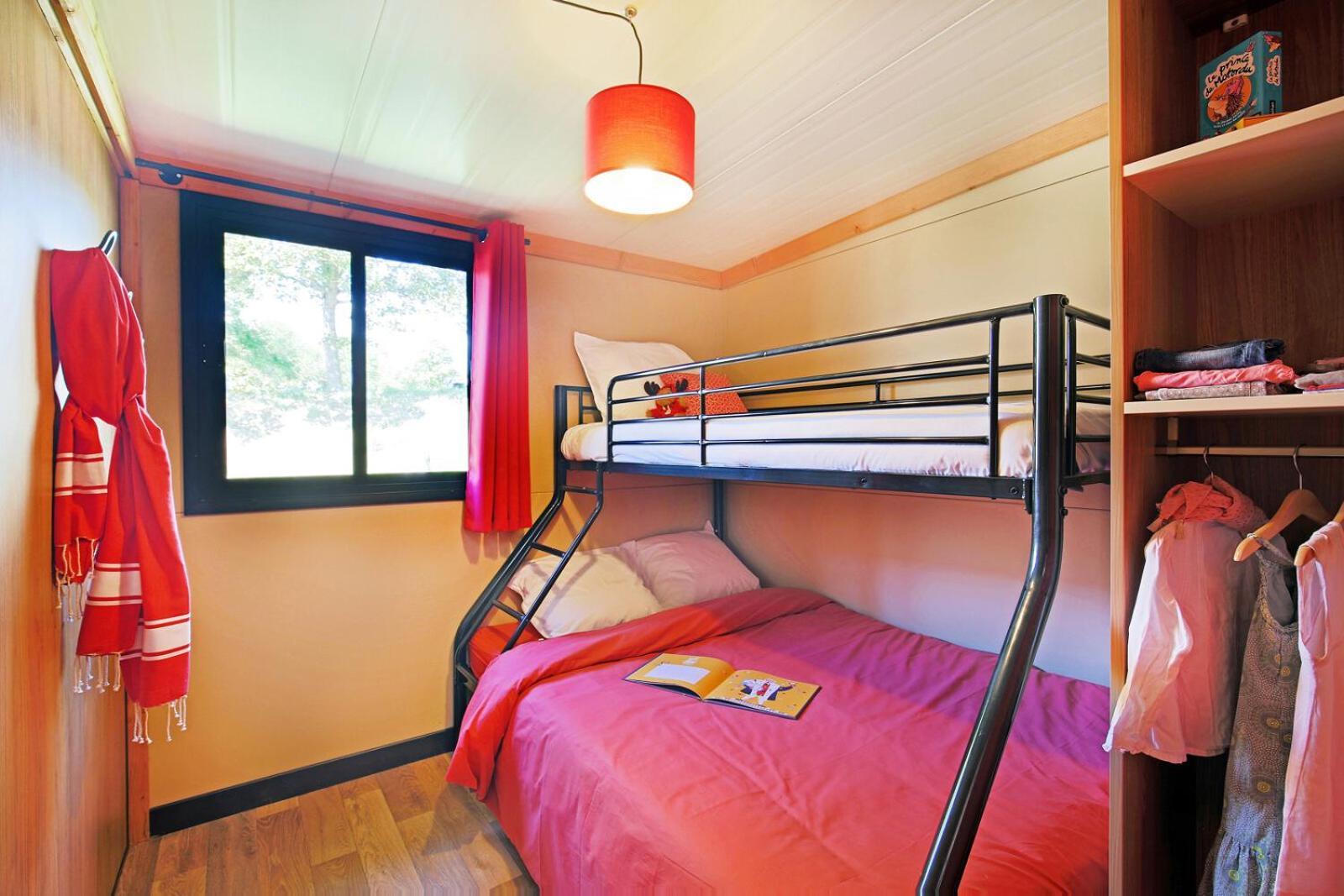 Huttopia De Roos Stegeren Chambre photo